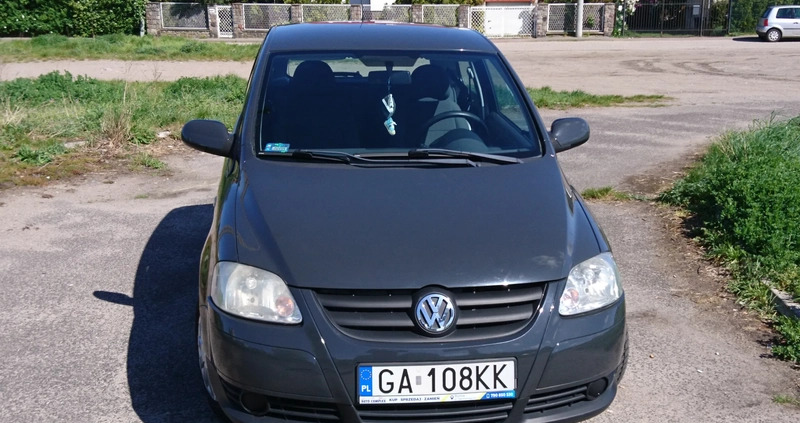 Volkswagen Fox cena 8500 przebieg: 138000, rok produkcji 2010 z Gdynia małe 67